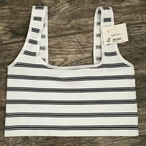 New No Boundaries Seamless Tank Top or Bralette Size M White with black stripes